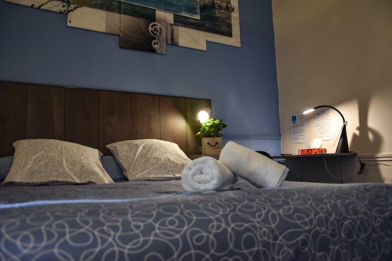 Des Remparts Hotel 2*